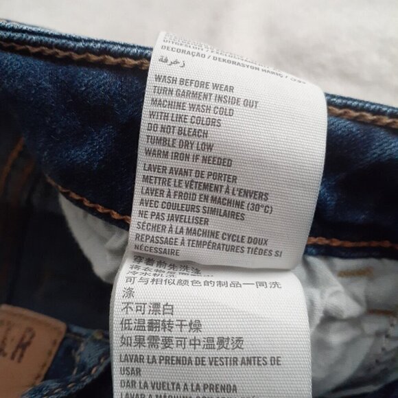 Hollister Juniors Size 1S 25 Medium Wash Distressed Straight Jeans - Picture 7 of 12